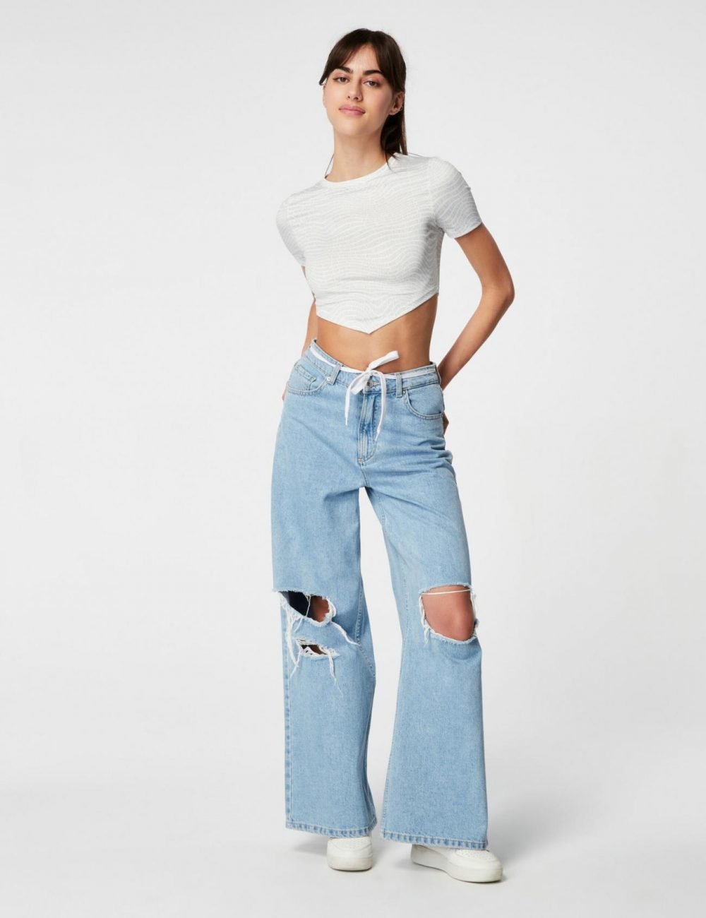 DCMJWTS022_2 Jennyfer dámsky crop top (krátke letné tričko) – biela – Obrázok 2