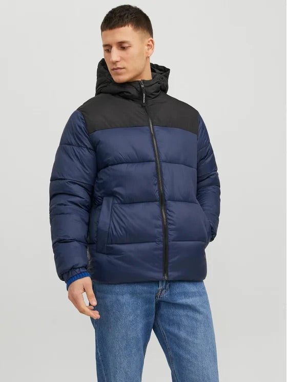 IMG_0612 Jack&Jones pánska prešívaná zateplená bunda s kapucňou čierno modrá