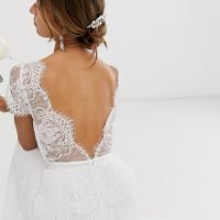 asos-edition-plunge-lace-wedding-dress-with-pleated-skirt-ivory2-200x200-1 ASOS svadobné šaty vo farbe biela model Sophia – Obrázok 4