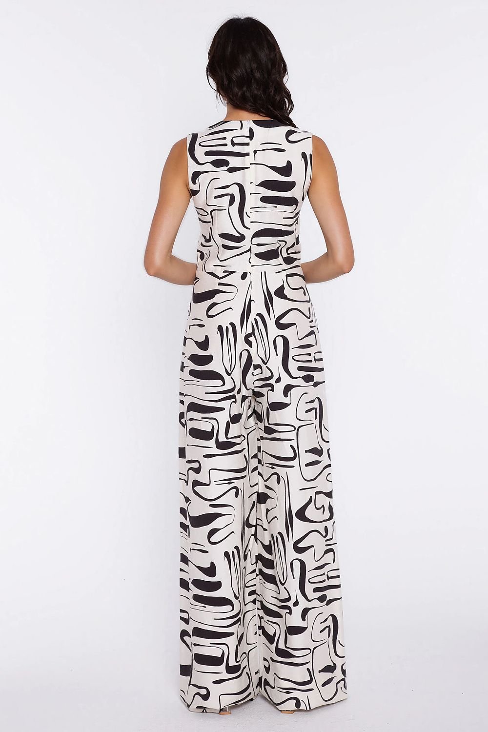 custom1000x1500_1125496 Suit model 228014 Nife