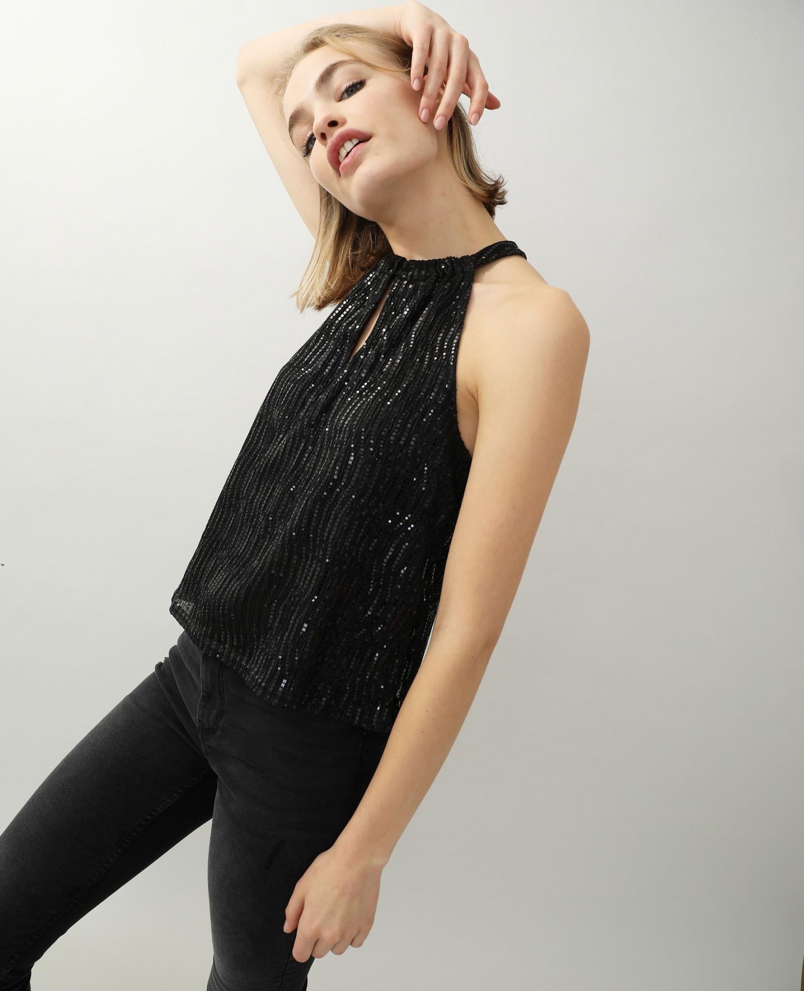 top-halter-negro-mujer-camiseta-top-pimkie_4-1 PIMKIE dámsky flitrovaný top (trblietavé party tričko) – čierna – Obrázok 4